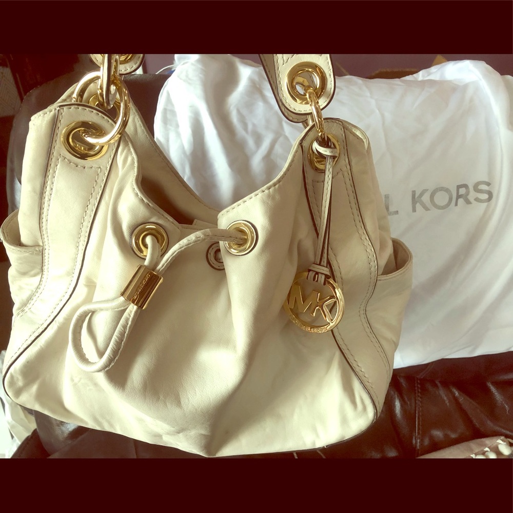MK white, leather bag!
